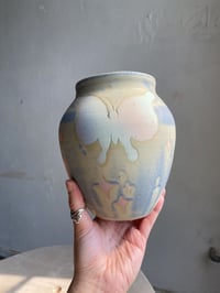 Image 4 of Magic Papillon Vase Medium