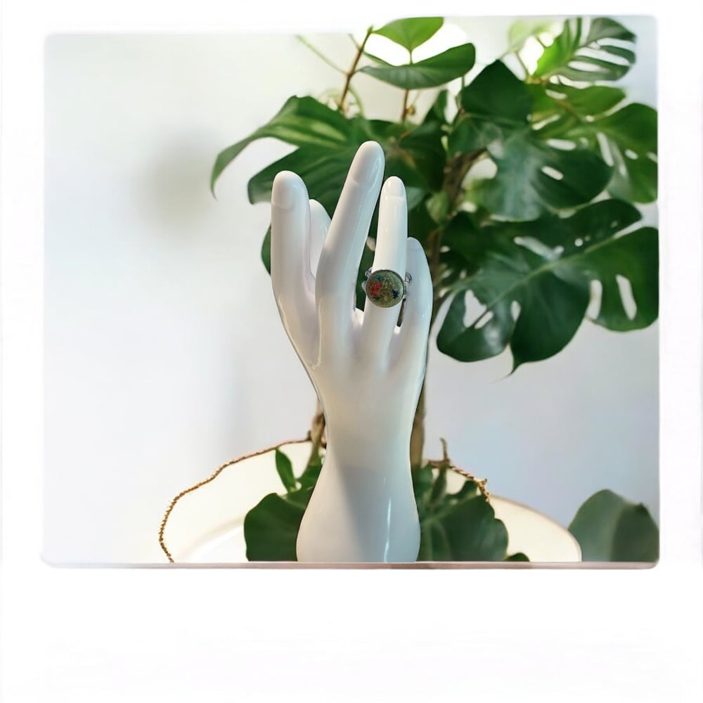 Image of Glitter Flower Resin Ring