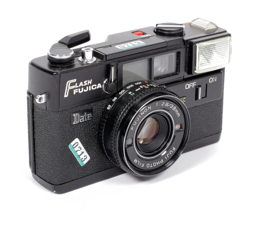 Image of Fujica Flash 35mm compact camera with 38mm F2.8 lens #0713