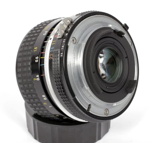 Image of Nikon NIKKOR 28mm F2.8 AI lens for all nikon F mount camera bodies #0739