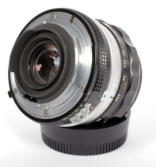 Image of Nikon NIKKOR N-C 24mm F2.8 AI lens for all nikon F mount camera bodies #0738