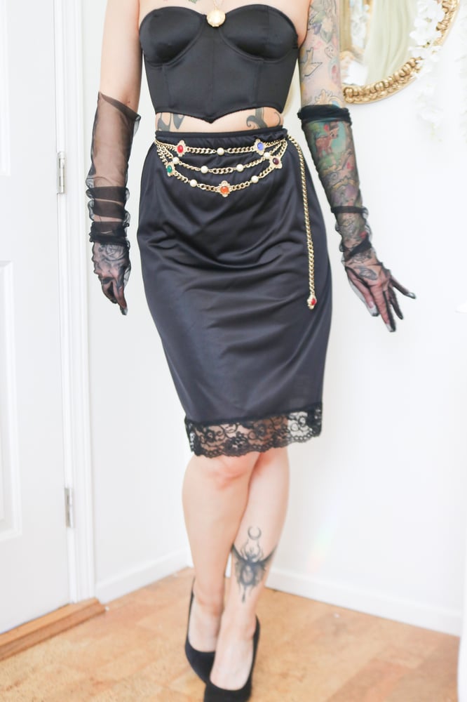 Image of Vintage Black 80s Half Slip with Thick Floral Lace (Small)