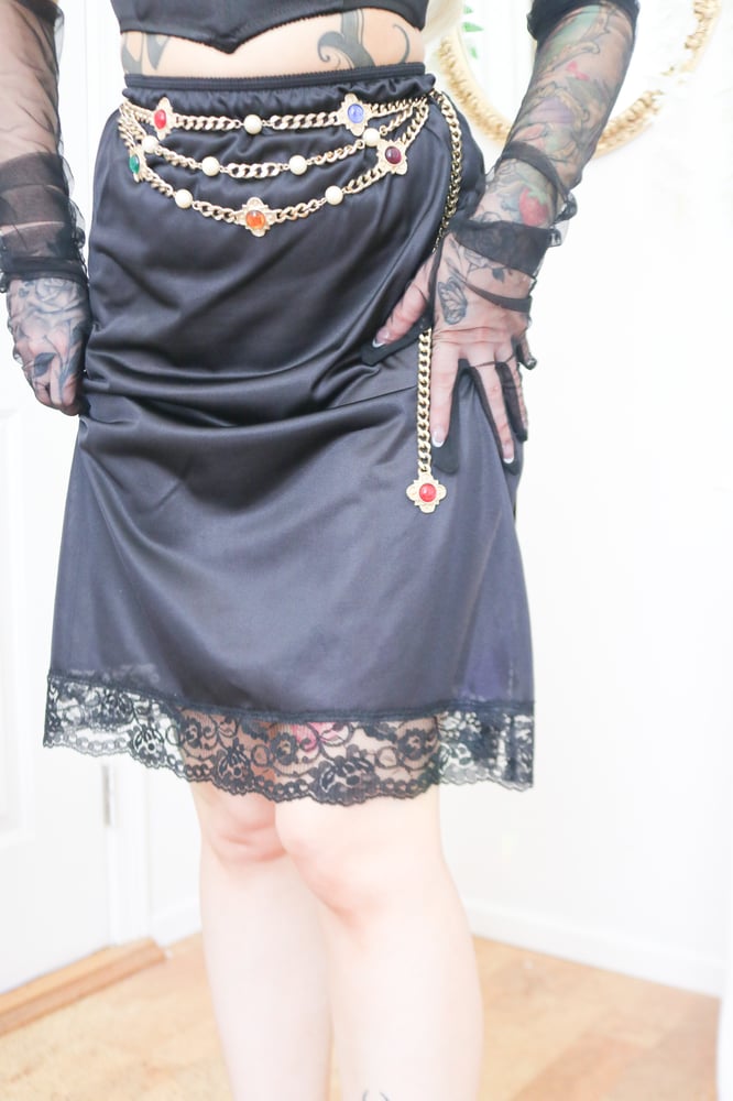 Image of Vintage Black 80s Half Slip with Thick Floral Lace (Small)
