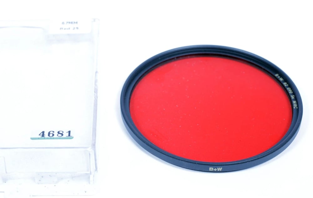 Image of Genuine B+W 82mm RED 090 5x MRC F-Pro filter with case #4681