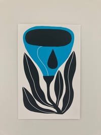 BLOOM TEAR