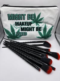Image 2 of Red Make up brush set (10 pieces)