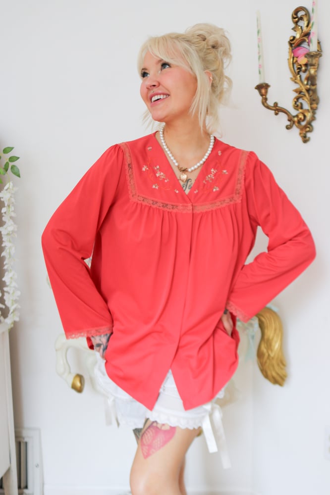 Image of Vintage 1970s Shadowline Red Bed Jacket with Floral Embroidery Details (3 6 - Medium)