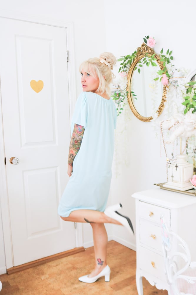 Image of NWTs Adorable Miss Elaine Cinderella Blue Nylon Nightgown (Large)