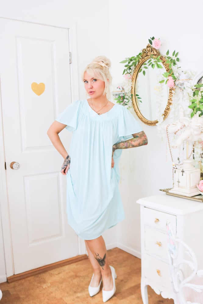 Image of NWTs Adorable Miss Elaine Cinderella Blue Nylon Nightgown (Large)
