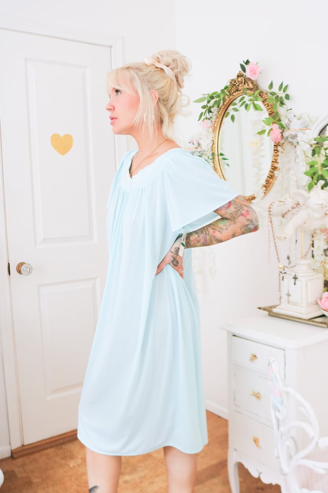 Image of NWTs Adorable Miss Elaine Cinderella Blue Nylon Nightgown (Large)