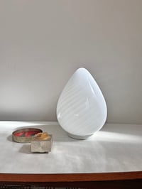 Image 1 of LÁMPARA DE MESA EGG DE MURANO, AÑOS 60