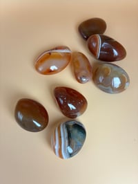 Image 2 of GALET CORNALINE