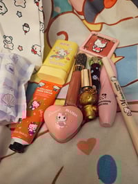 Image 4 of Amandas Custom RESERVED Makeup Bundle 