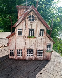 Image 2 of Big interior house