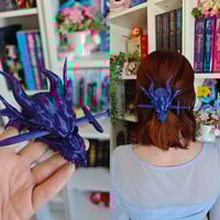 Image 1 of Horquilla dragón morado/azul iridiscente 