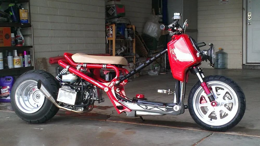 MOJO CUSTOMS: HONDA RUCKUS GET 49cc BOLT ON FATTY MOUNT (8 inch offset)