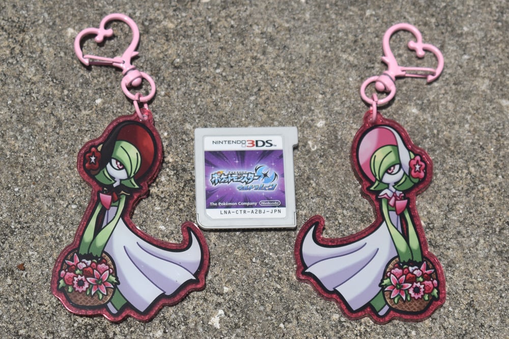 Fashionable-Style Gardevoir Acrylic Keychain