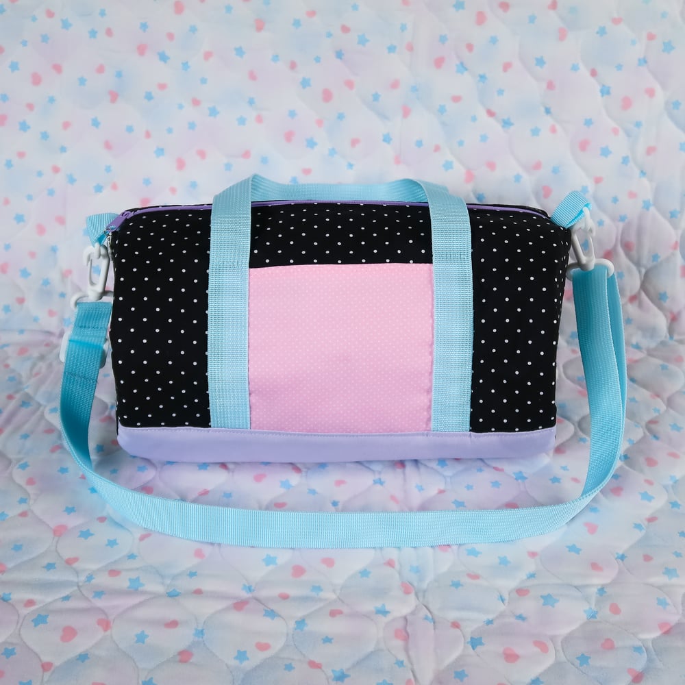 Round Duffle Bag: 10