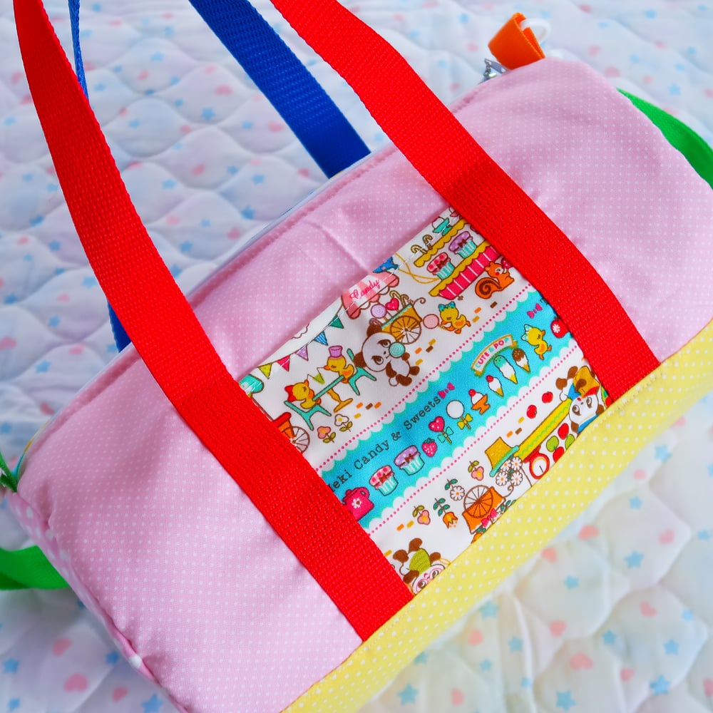 Round Duffle Bag: 11