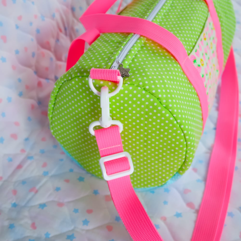 Round Duffle Bag: 12