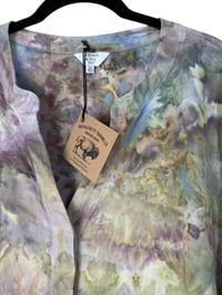 Image 10 of ♻️ UPCYCLED 2X Plus Linen Tunic Top in Soft Watercolor Ice Dye