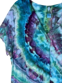 Image 8 of ♻️ UPCYCLED L Slub Knit Tunic Tee in Cool Agate Ice Dye