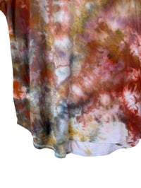 Image 6 of ♻️ UPCYCLED M Jersey Knit Top in Earthy Watercolor Ice Dye
