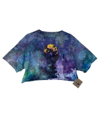 Image 2 of ♻️ UPCYCLED M Frida Kahlo Crop Tee in Cool Ice Dye