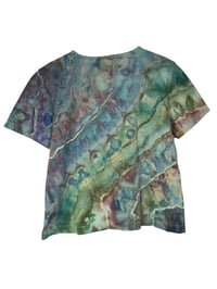 Image 5 of ♻️ UPCYCLED M PETITE Cotton Tee in Earthy Geode Ice Dye