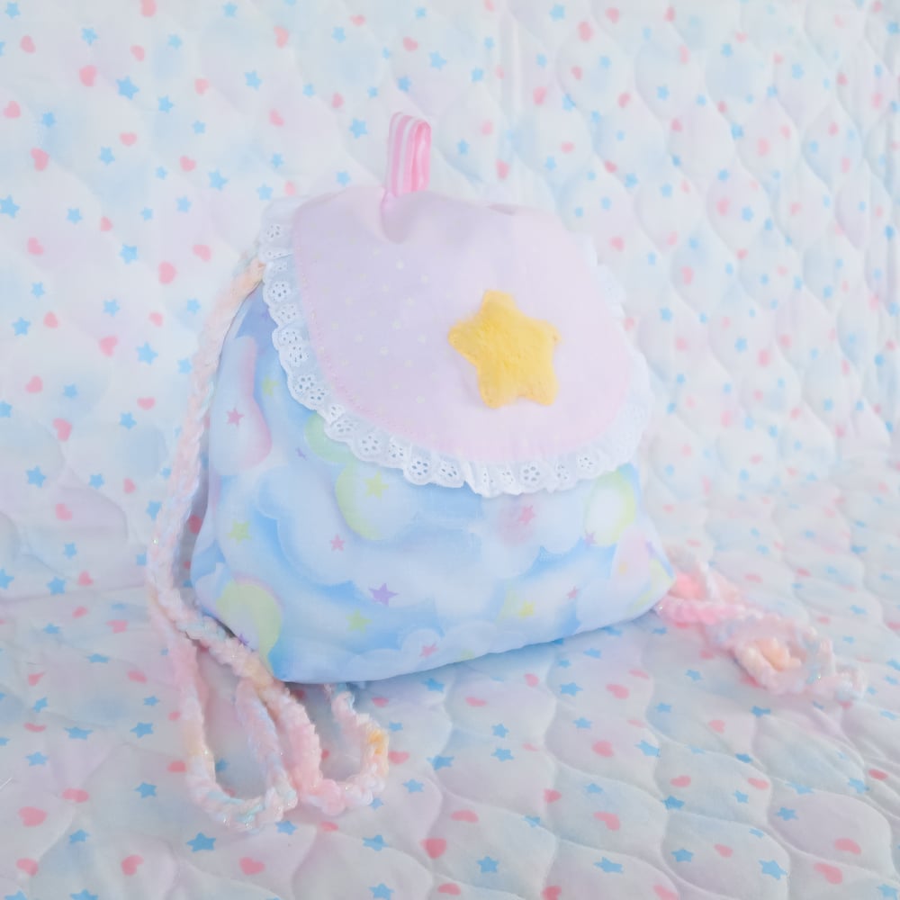 Drawstring Backpack: 06
