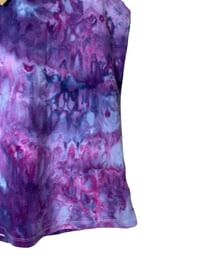 Image 5 of ♻️ UPCYCLED M Ladies Tank in Purple Haze Watercolor Ice Dye