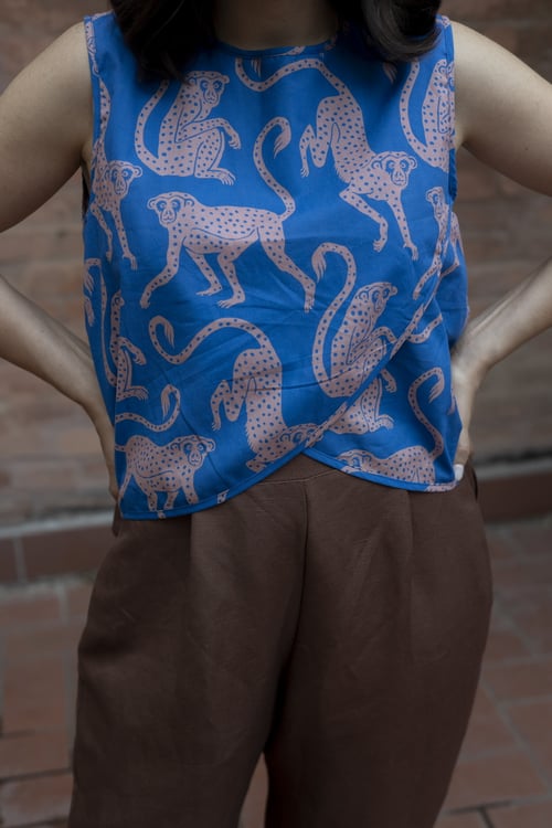 Image of TOP AURA MONKEY