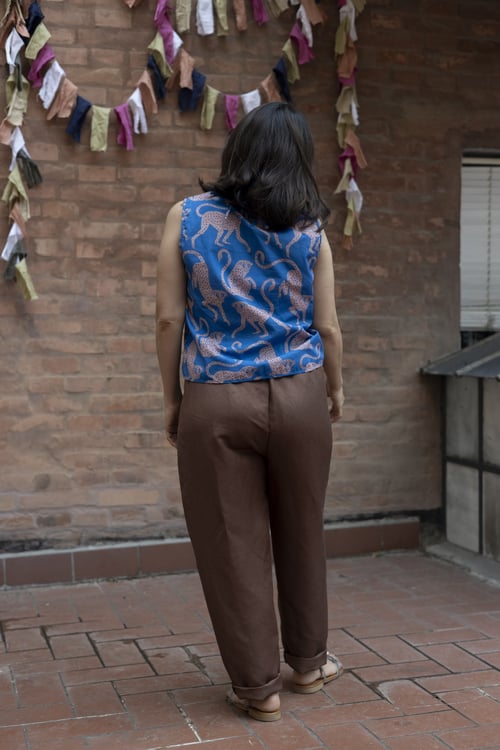 Image of PANTA NIMBUS LINO CIOCCOLATO