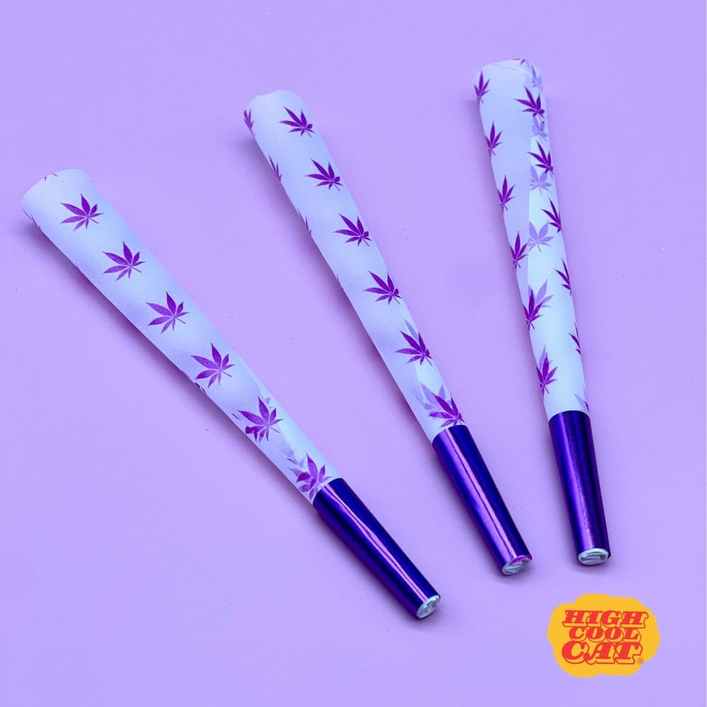 Image of Rainbow Paper Cones – Decorative Tubes for Party or Gift Use (Empty)-633209f1