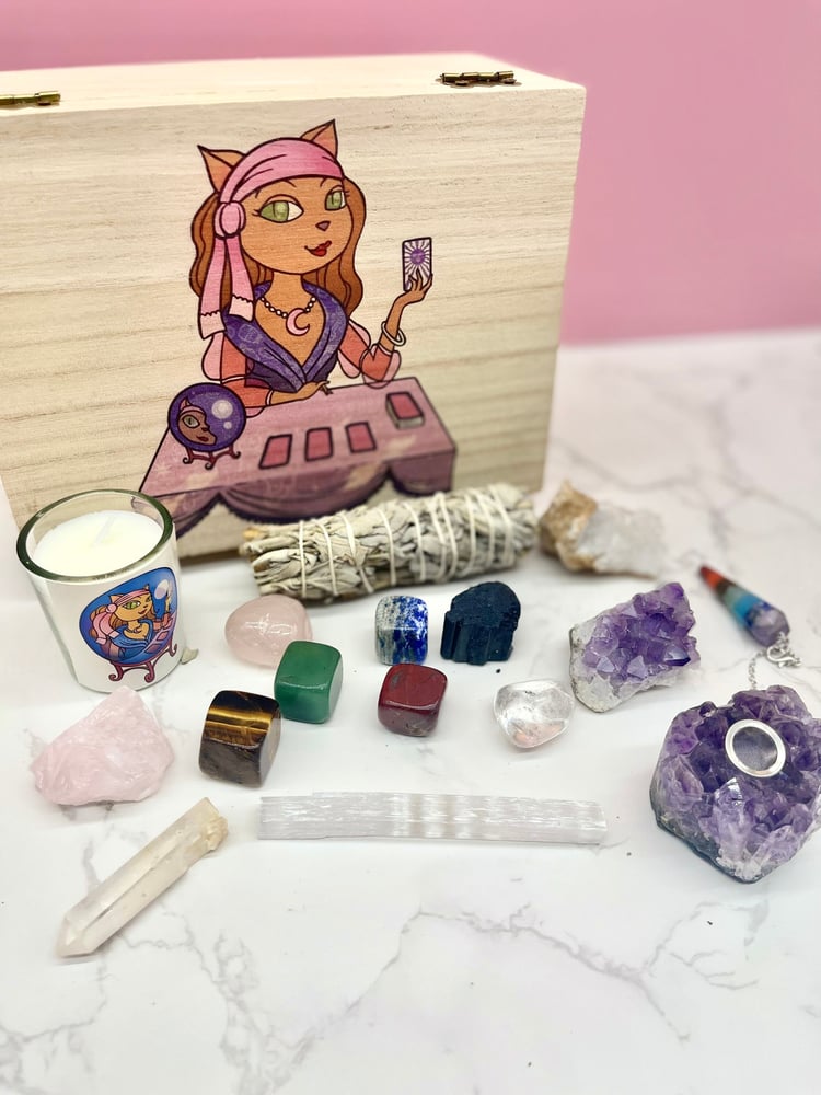 Image of Healing Crystals and Stones Gift Set / Home Cleansing Wellness Box : 7 Chakra tumbles, Pendulum, ...