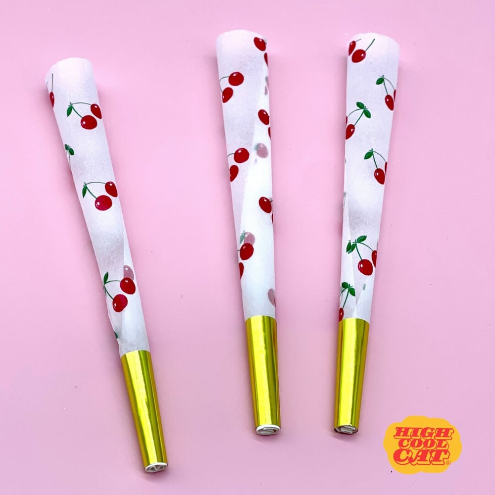 Image of Rainbow Paper Cones – Decorative Tubes for Party or Gift Use (Empty)-633209f1