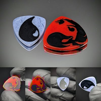 Image of "Turn and Burn" MTG Glass Guitar pick set 