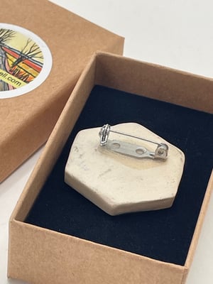 Image of Ceramic and gold lustre brooch (#840)