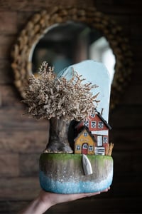 Image 3 of House under the oak