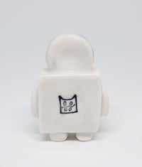 Image 3 of a robot with killer lashes