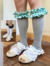 Image 4 of Handmade straw-woven shoes