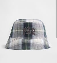 Image 1 of Gap × Malbon Linen-Cotton Reversible Logo Bucket Hat [2025