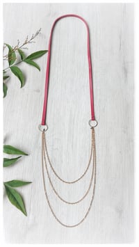 Image 2 of I FILI collana - Rosso fragola CASCATA Gold