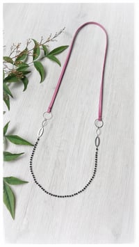 Image 5 of I FILI collana - Fucsia MIX CRISTALLO nero