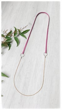 Image 3 of I FILI collana - fucsia ESSENZIALE oro