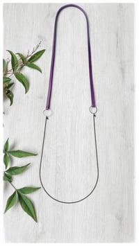Image 2 of I FILI collana - viola ESSENZIALE bronzo