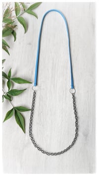 Image 2 of I FILI collana - Azzurro CONTEMPORANEA ziggy