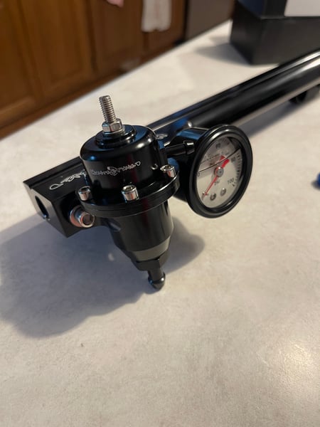 Image of HunterTuned 2 Bolt Adjustable Fuel Pressure Regulator
