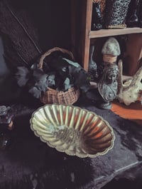 Image 1 of Scalloped offering dish 2