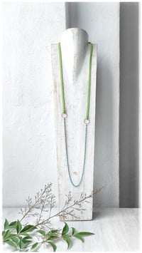 Image 1 of I FILI collana - Verde acido CRISTALLO verde